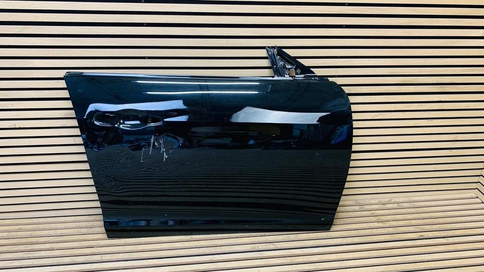 Maserati Ghibli Front Right Door