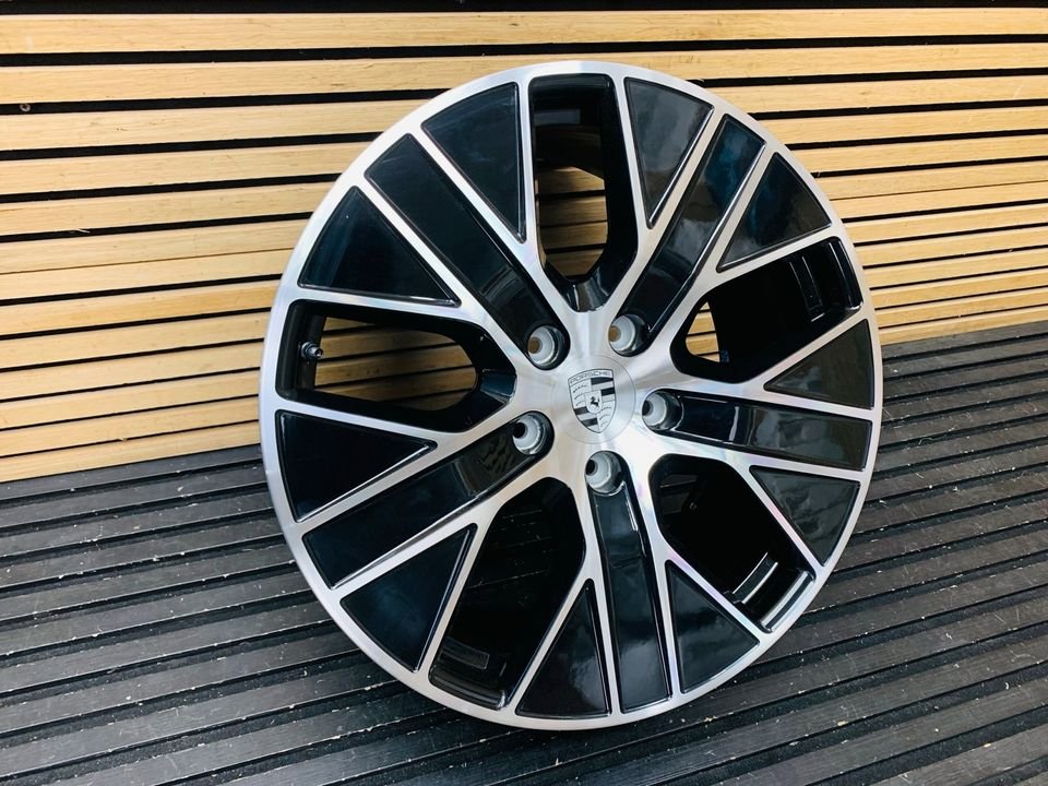 Porsche Taycan front alloy wheel