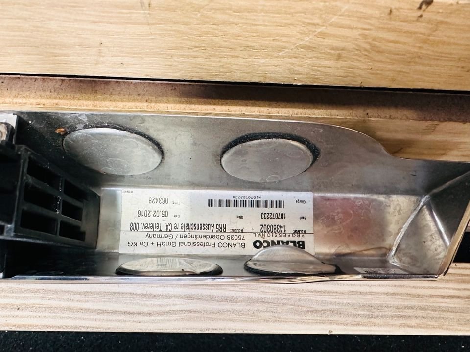 Rolls-Royce Wraith Right Door Handle - Image 3