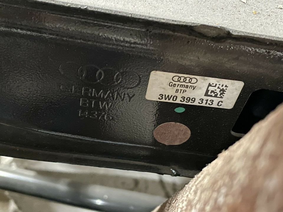 McLaren 720S door trim panel - Image 4