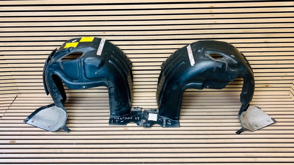 Aston Martin Vantage V8 rear wheel arch liners - Image 5