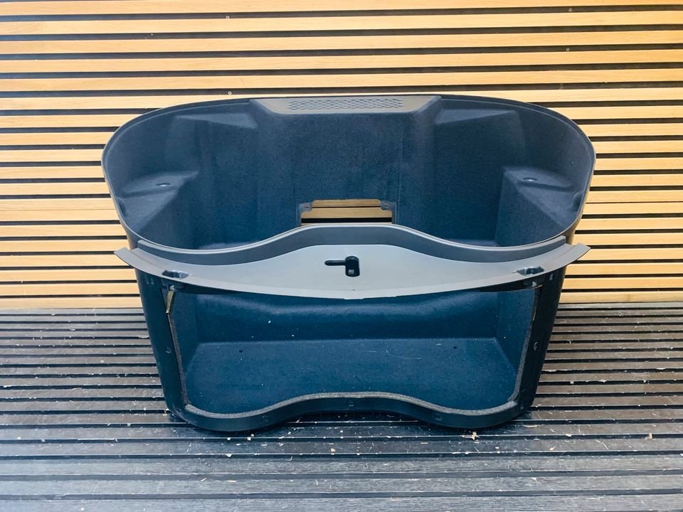 McLaren 570S Front Trunk - Image 4