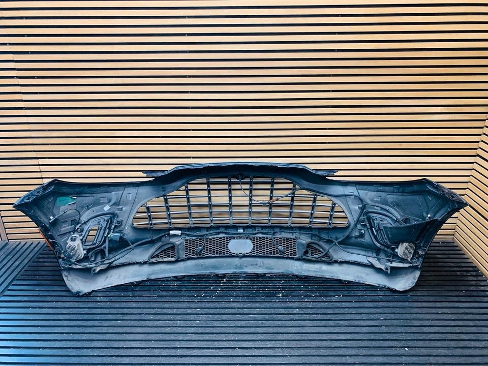 Aston Martin DBX Front Bumper - Image 3