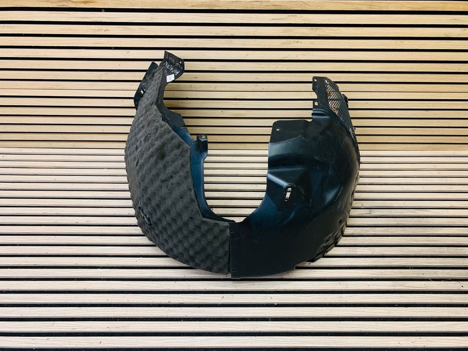Lamborghini Huracan front right wheel arch liner - Image 6