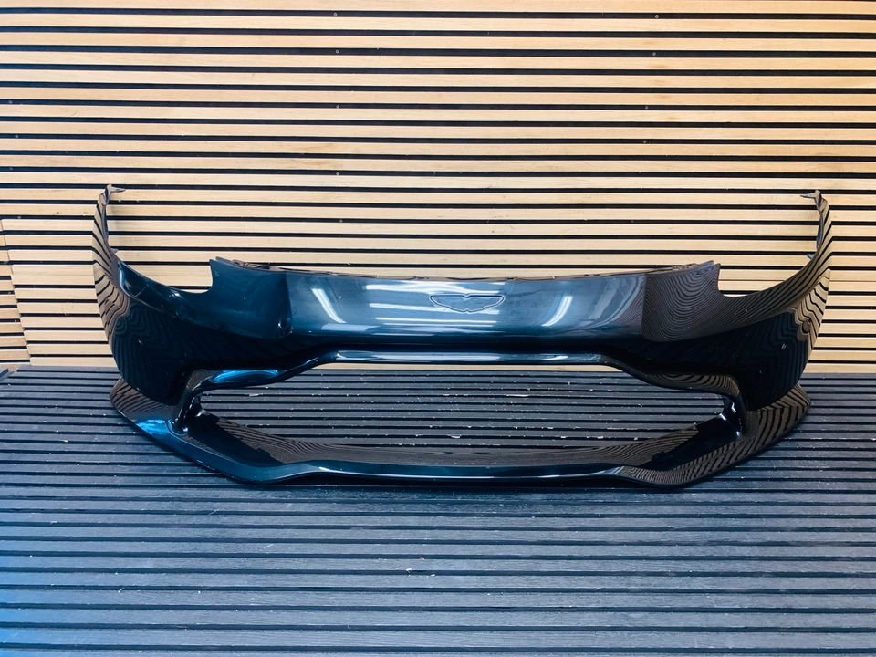 Aston Martin Vantage Front Bumper - Image 4