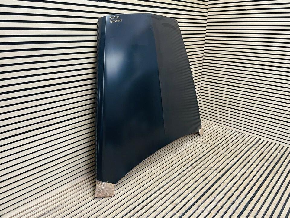 Bentley Mulsanne front hood