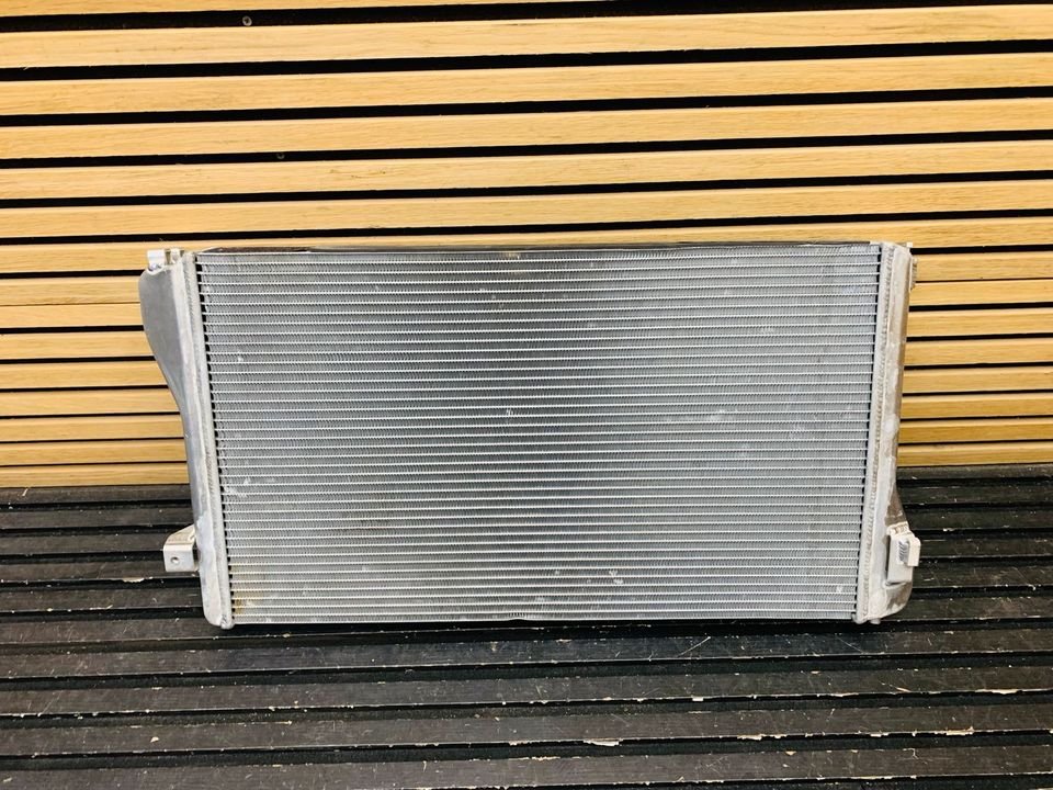 Aston Martin Vanquish Radiator & Oil Cooler - Image 3