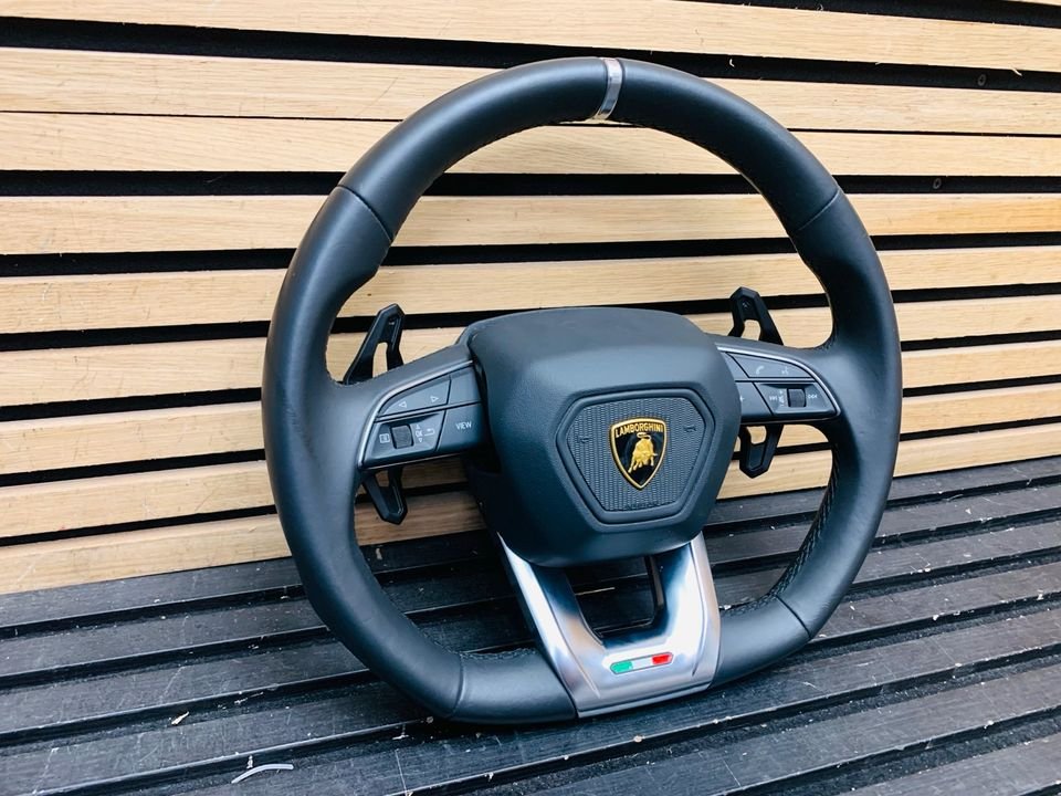 Lamborghini Urus Steering Wheel