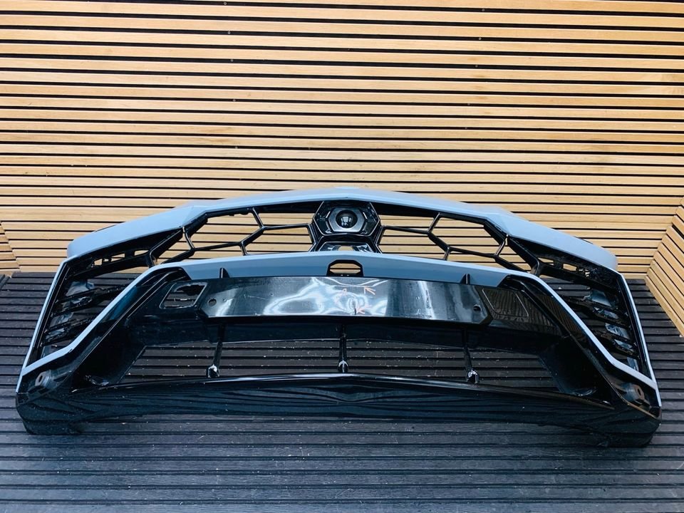 Lamborghini Urus Front Bumper - Image 2
