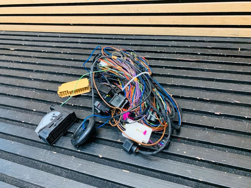 Porsche 992 Wiring Harness Section - Image 5