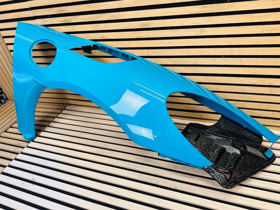 Porsche GT4 RS front fenders - Image 5