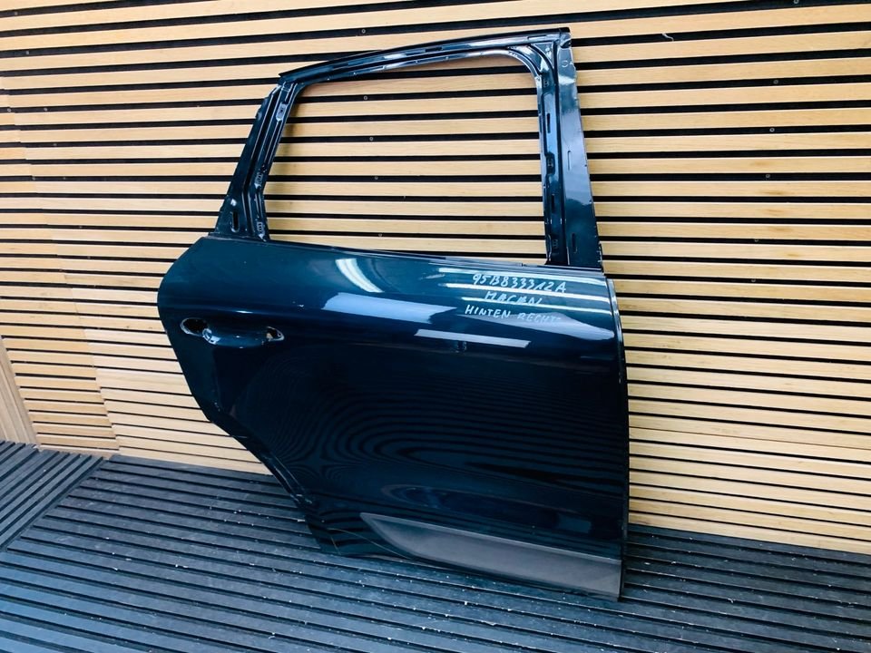 Porsche Macan Rear Right Door - Image 2