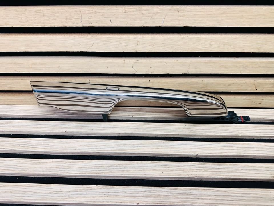 Rolls-Royce Wraith Right Door Handle - Image 2