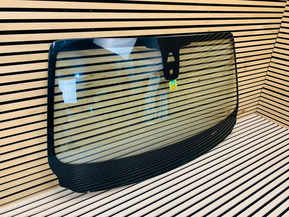 Rolls-Royce Wraith Front Windscreen