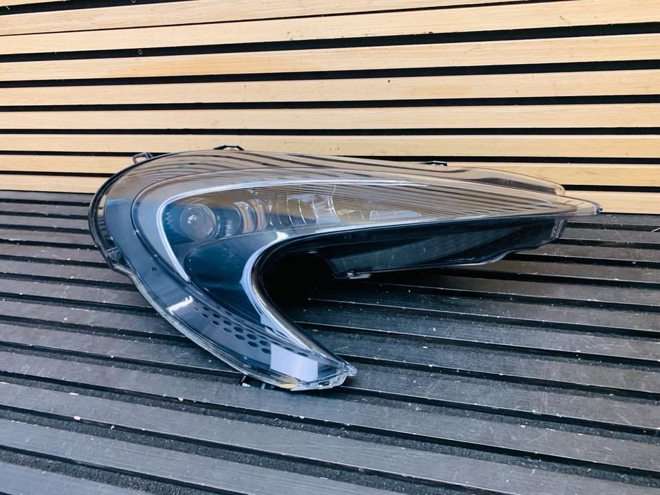 McLaren 675LT Right Headlight - Image 5