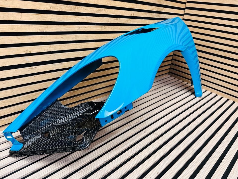 Porsche GT4 RS front fenders - Image 3