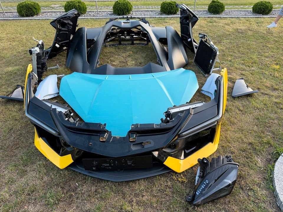 Lamborghini Revuelto front-end parts - Image 5