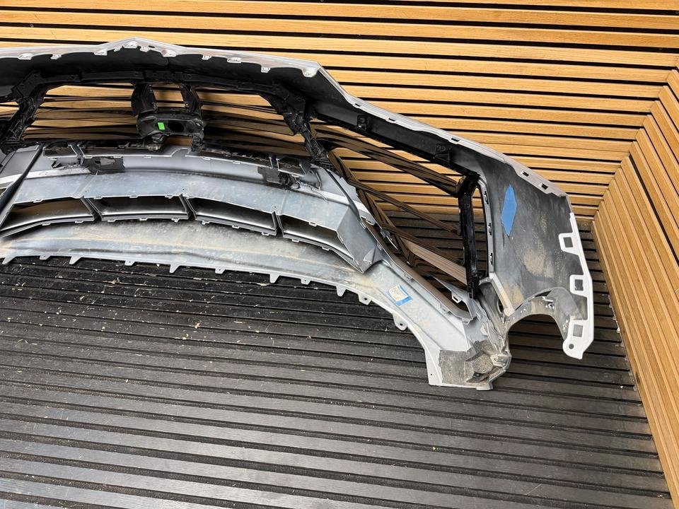 Lamborghini Urus Performante Front Bumper - Image 3