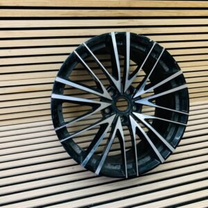 Aston Martin DBS Front Alloy Wheel