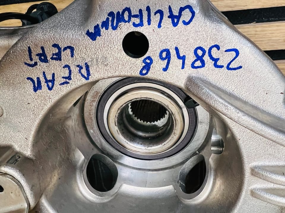 Ferrari F8 suspension components - Image 3