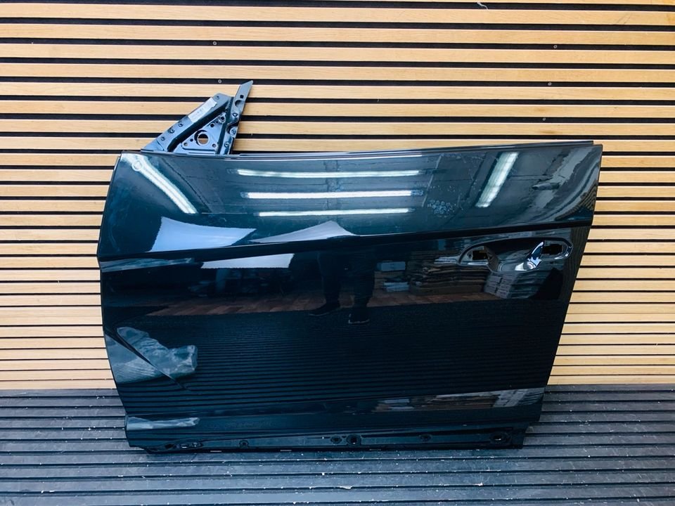 Lamborghini Urus Front Left Door - Image 3