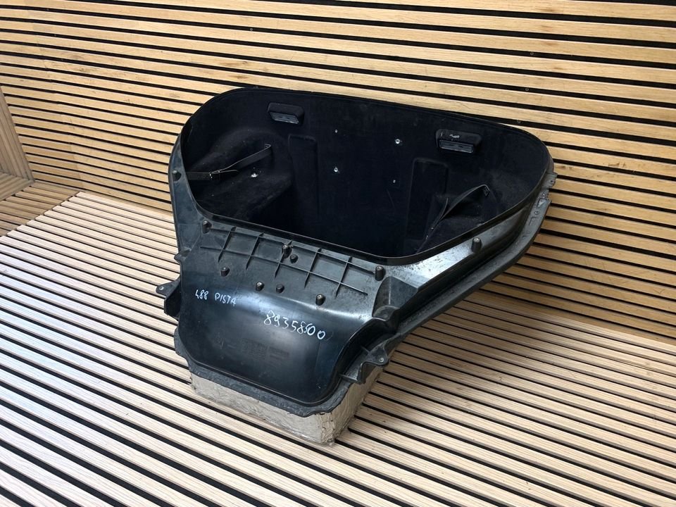 Ferrari 488 Pista Front Trunk Lid - Image 2