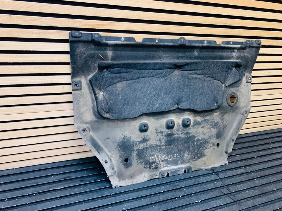 Lamborghini Urus Underbody Panel