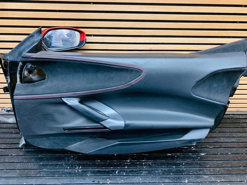 Ferrari SF90 Right Door - Image 4