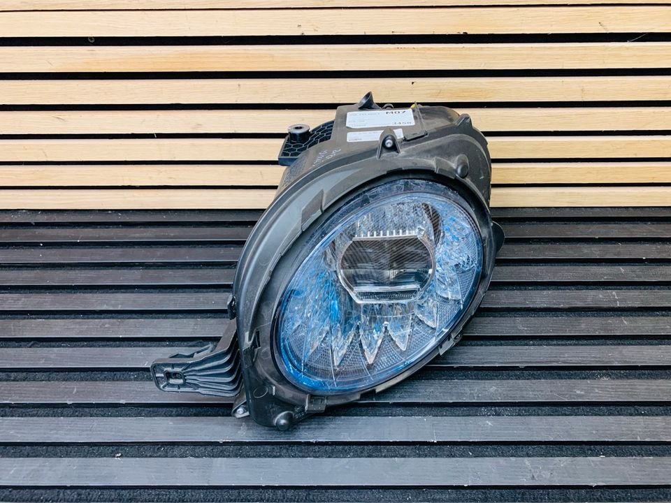 Bentley Flying Spur Left Headlight - Image 2