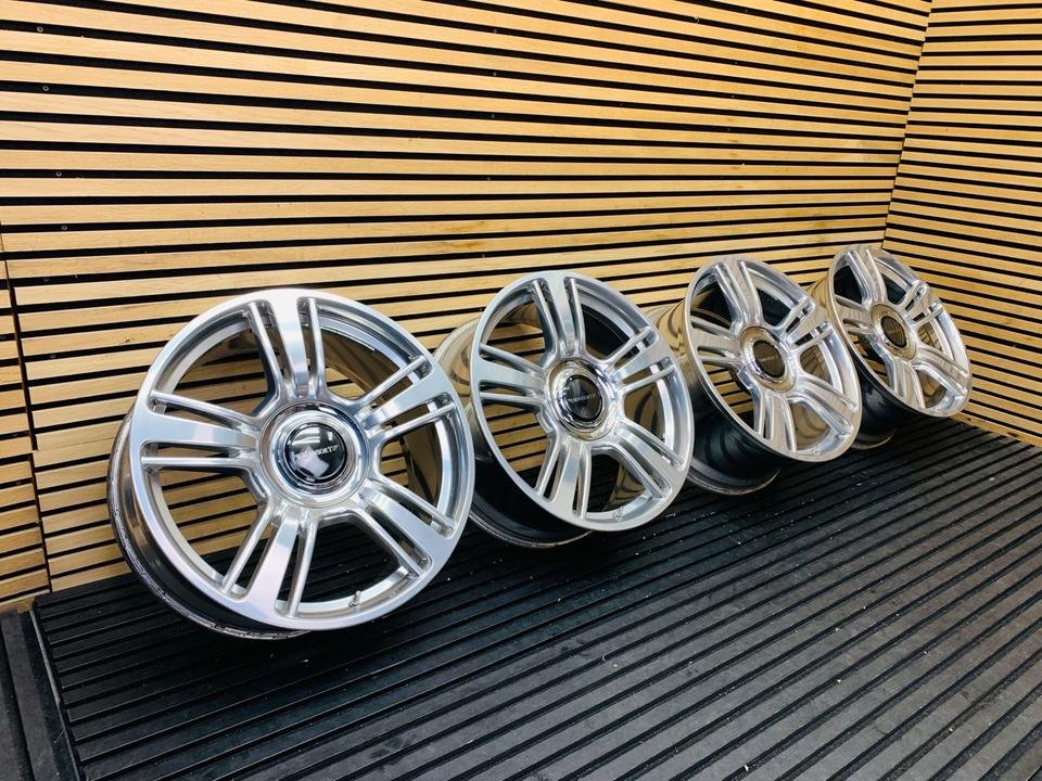 Rolls-Royce Wraith Dawn 21-Inch Alloy Wheel Set