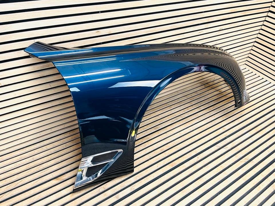 Bentley Continental GT GTC Front Right Fender - Image 2