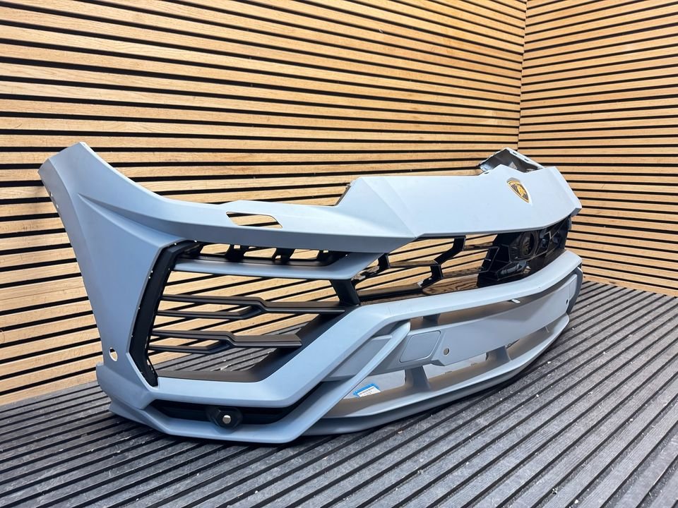 Lamborghini Urus Front Bumper