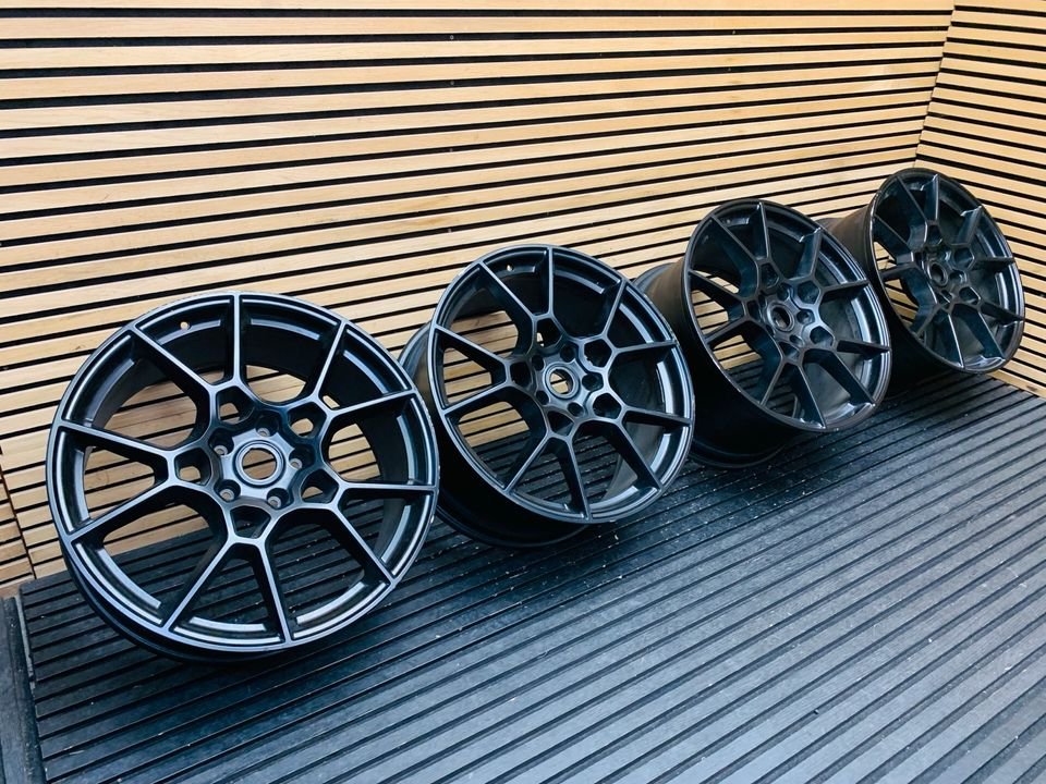 Aston Martin DBX 22 Inch Alloy Wheels Set - Image 2