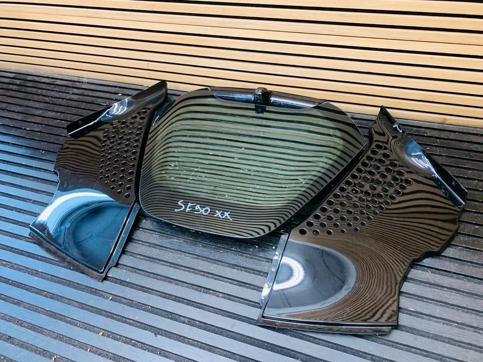 Ferrari SF90 XX Rear Hatch, Rear Window and Floor Panel - Image 4