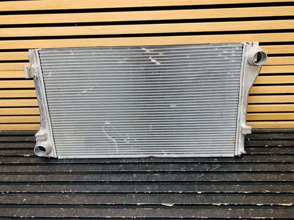 Aston Martin Vanquish Radiator & Oil Cooler - Image 4