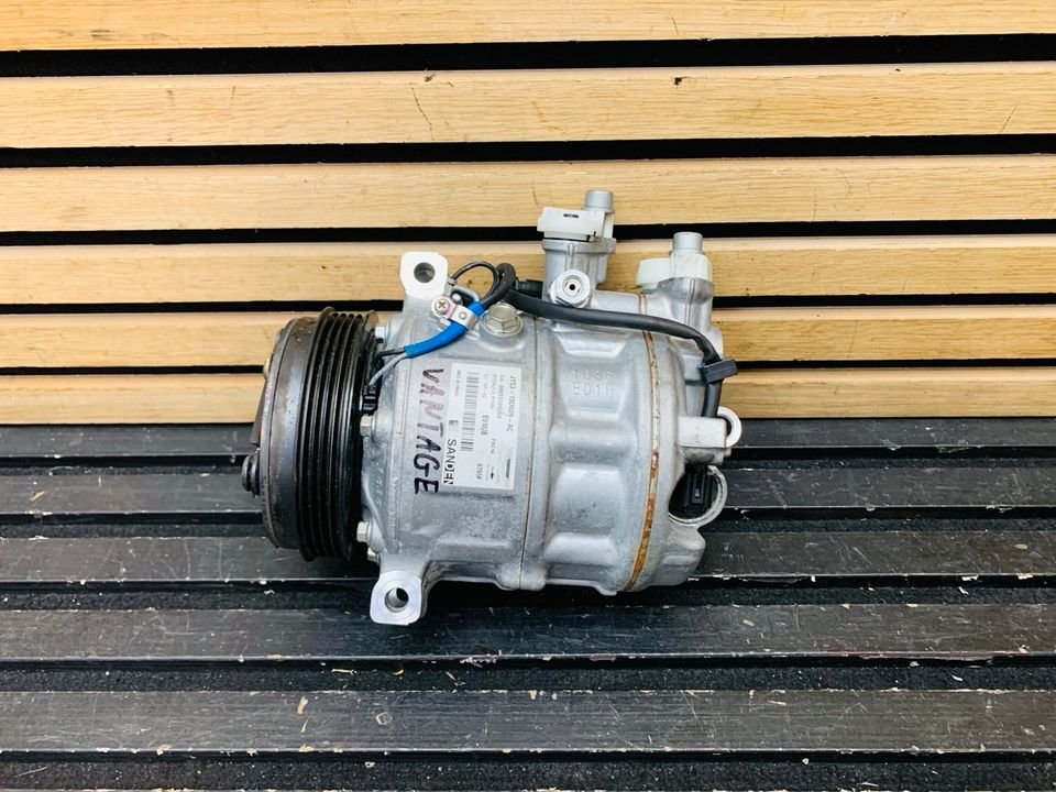 Aston Martin Vantage air conditioning compressor - Image 6