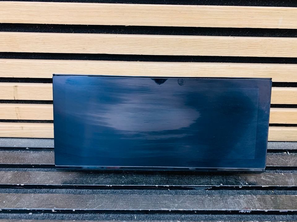 Bentley multimedia display unit - Image 2