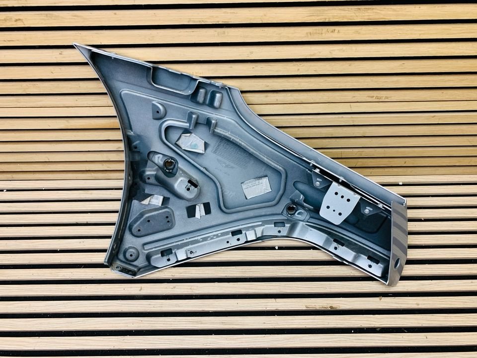Aston Martin DB11 right rear side panel - Image 4