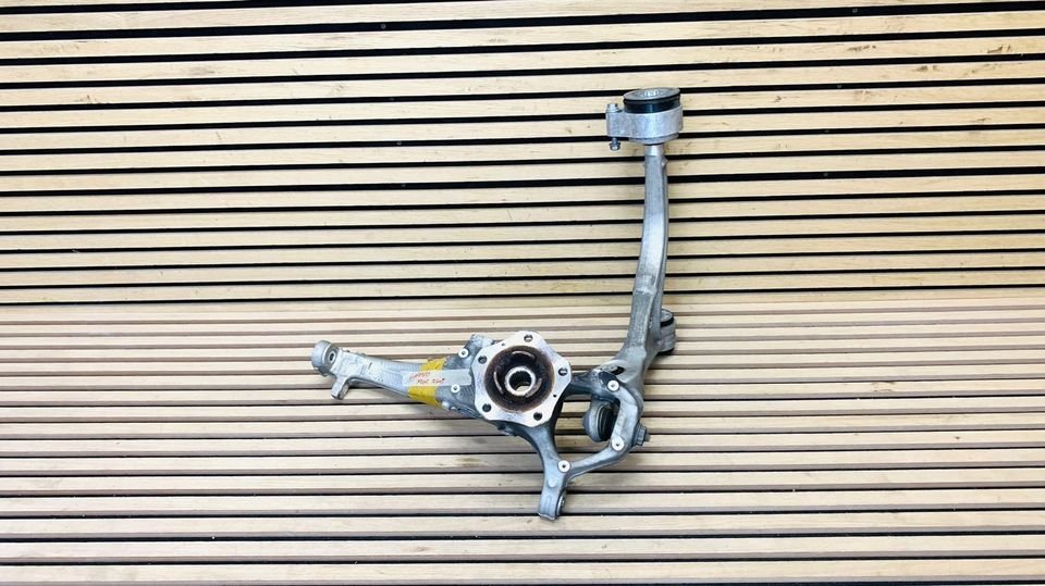 Porsche Panamera 971 front right steering knuckle