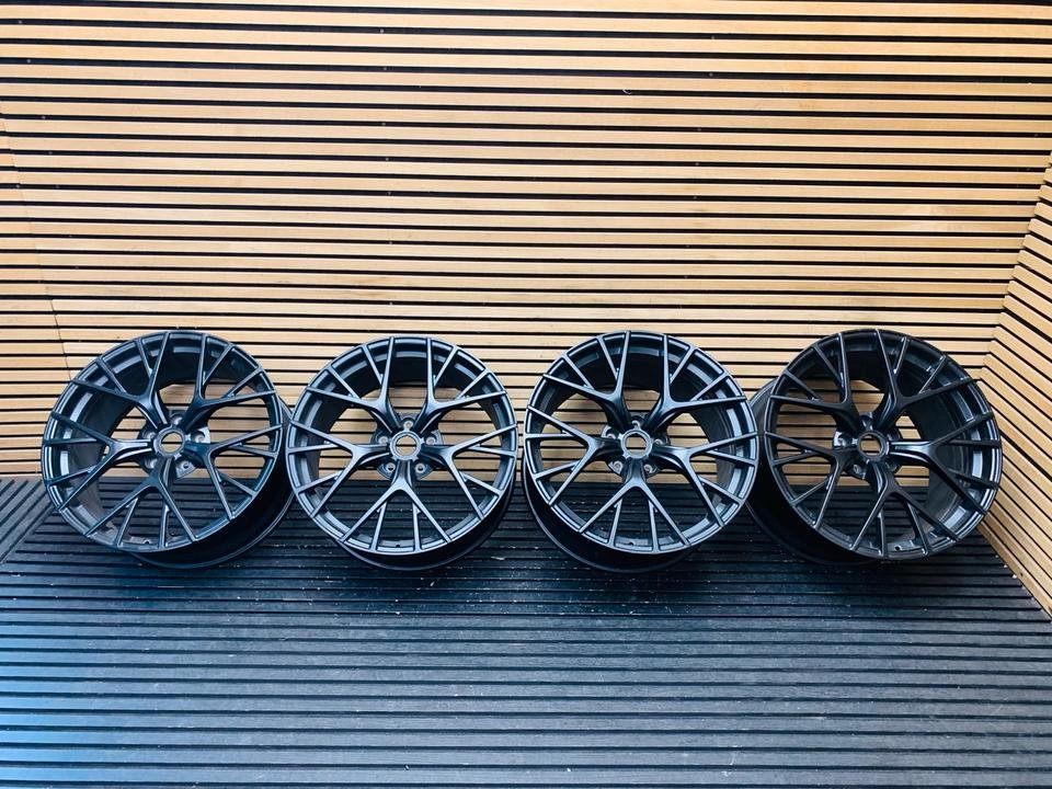 Aston Martin DB12 Vantage 21 Inch Alloy Wheels Set