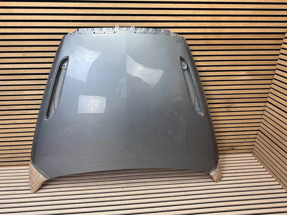 Bentley Continental Supersports front hood