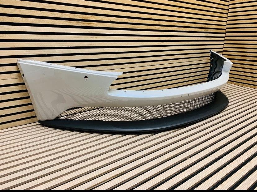 Aston Martin DB11 front-end parts package - Image 3