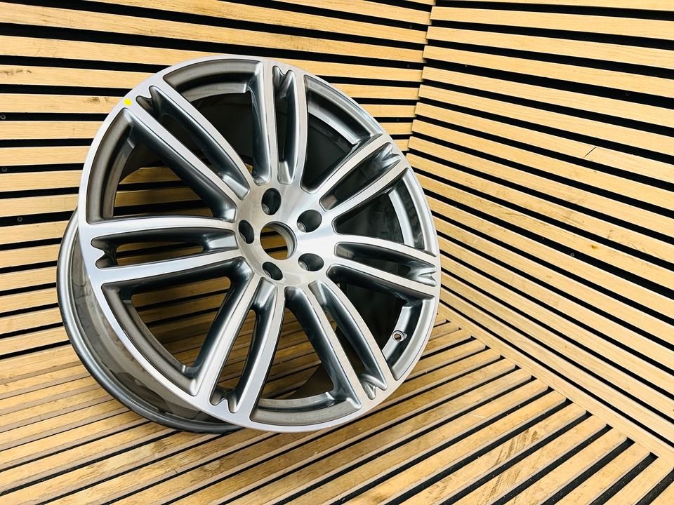 Maserati Ghibli SQ4 Rear Alloy Wheel - Image 3