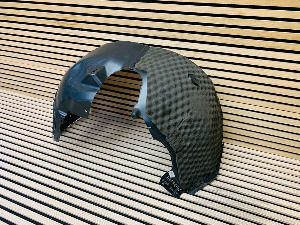 Lamborghini Huracan front right wheel arch liner - Image 5