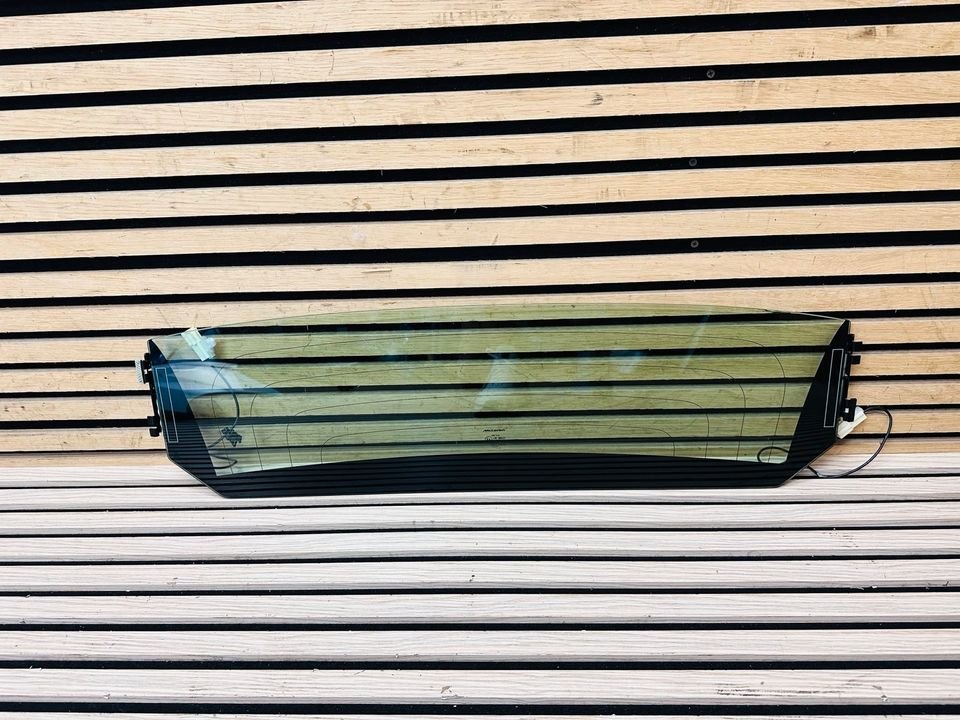 McLaren 650S Spider Rear Window Glass - Image 4