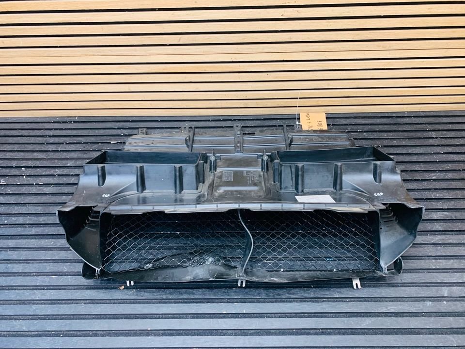 Ferrari GTC4Lusso radiator guide front radiator - Image 6