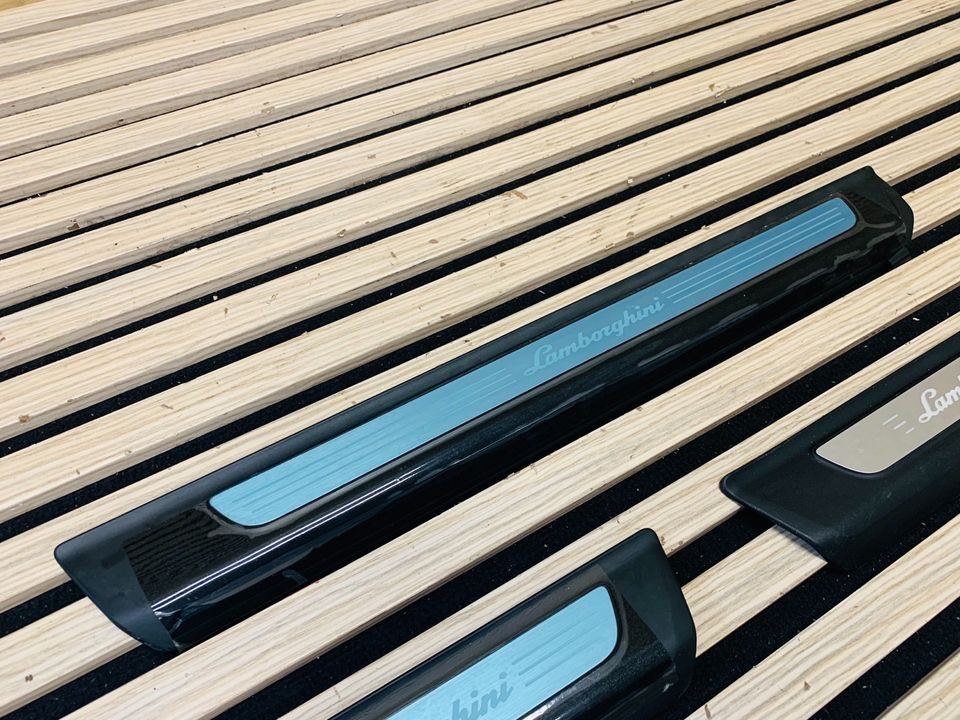 Lamborghini Urus Side Sill Panel - Image 3