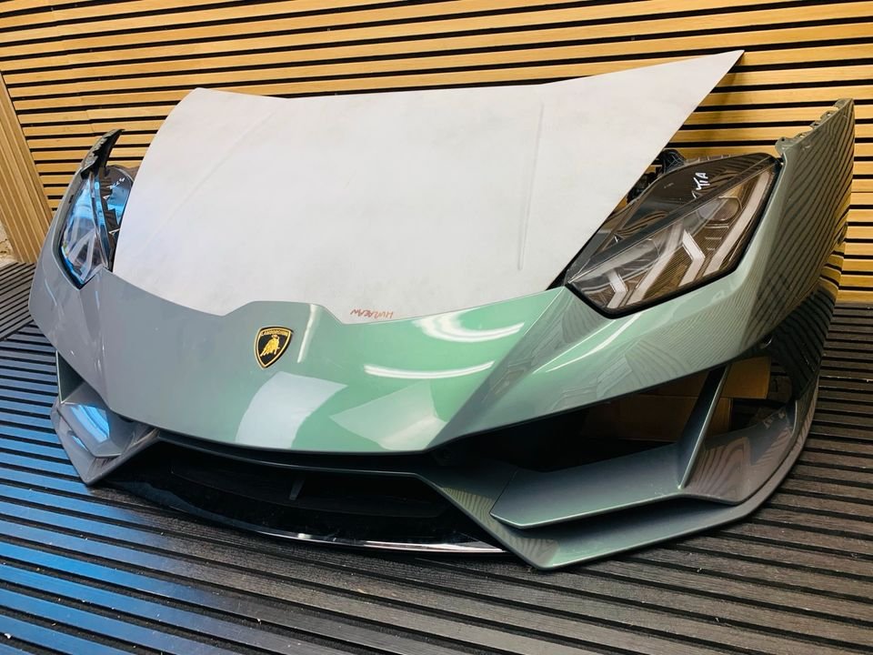 Lamborghini Huracán EVO Hood, Bumper, Headlights & Fenders - Image 2