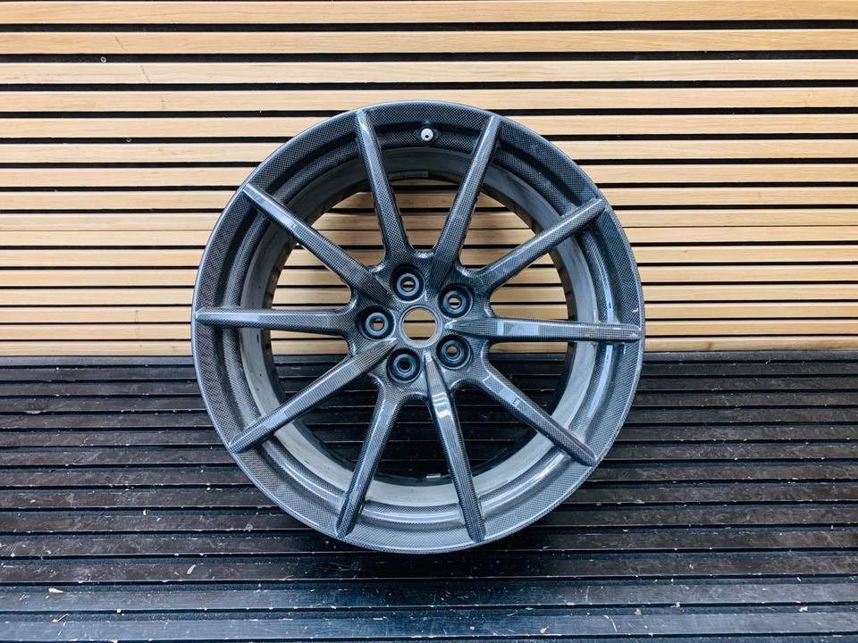 Ferrari F8 Tributo Pista Rear Carbon Alloy Wheel - Image 3