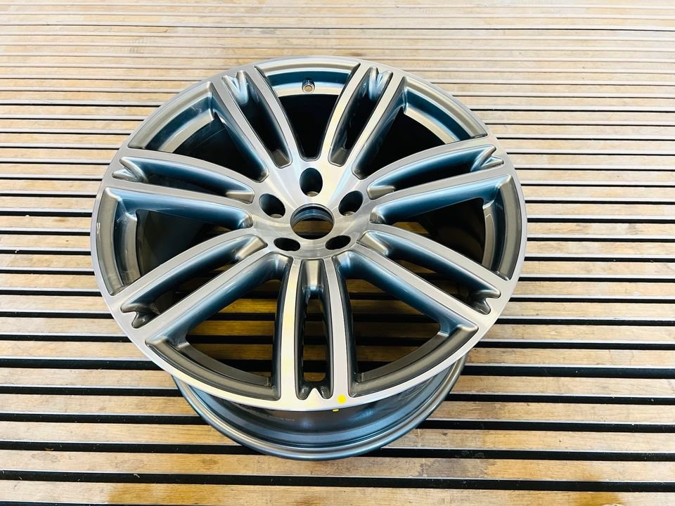Maserati Ghibli SQ4 Rear Alloy Wheel - Image 4
